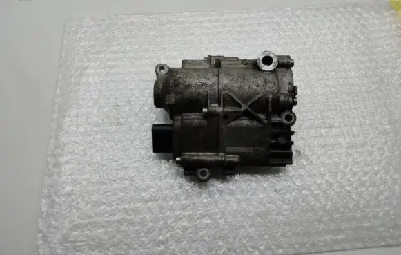 Mercedes-Benz V Class W447 Other gearbox part A2212700197 15T3271001506