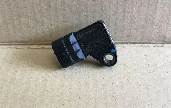 Opel Agila B Air pressure sensor 0261230198