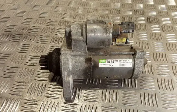Volkswagen PASSAT B6 Starter motor 02Z911024A 1210090113JC