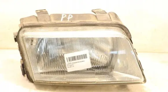 Audi A4 S4 B5 8D Headlight/headlamp