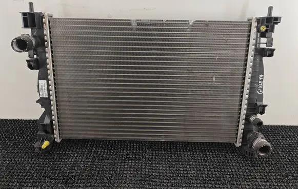 Alfa Romeo Giulietta Coolant radiator T4669001 50514472 00010763