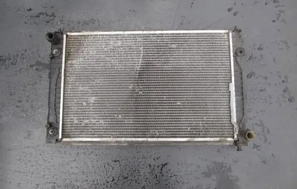 Audi A6 S6 C5 4B Coolant radiator