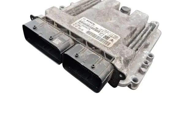 Peugeot 3008 II Engine control unit/module 9829159080 9849790380 0261S10679