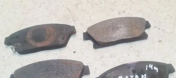 Opel Astra J Brake pads (front) 223646A 90R02A0 AD220040