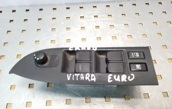 Suzuki Grand Vitara II Electric window control switch 8372765J05PKL