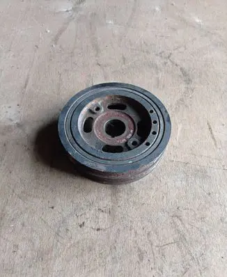 Suzuki SX4 Crankshaft pulley 70130Z