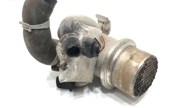Skoda Octavia Mk3 (5E) EGR valve cooler 04L131512BR