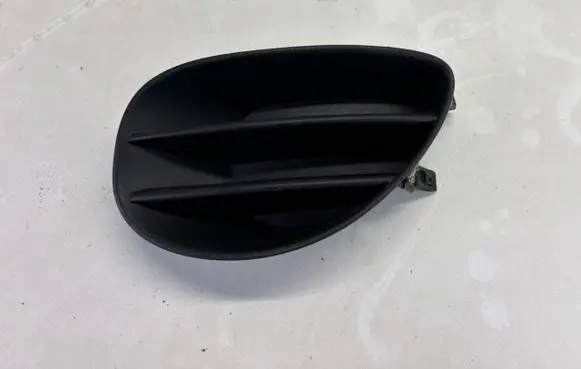 Toyota Yaris Front bumper lower grill 81482-0D020 K3438