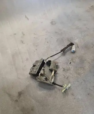 Jaguar X-Type Tailgate/trunk/boot lock/catch/latch S1XNA F43102BB