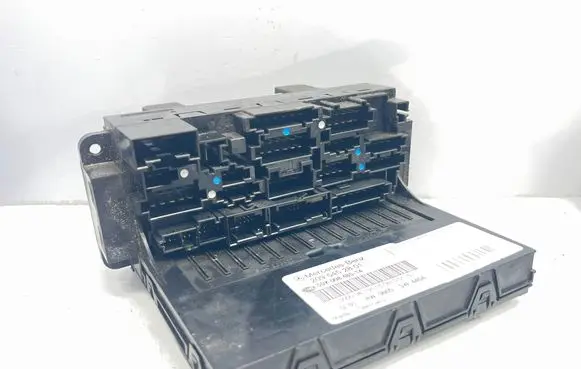 Mercedes-Benz CLK A209 C209 Fuse module 2095452801