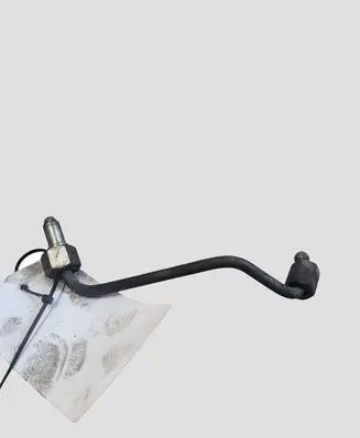Opel Antara Fuel injector supply line/pipe