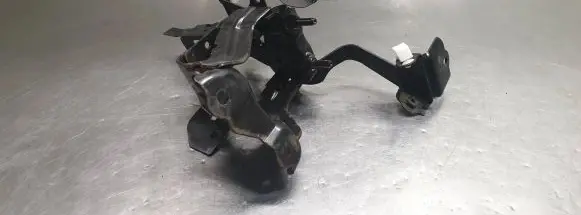 Toyota C-HR I ABS pump bracket 