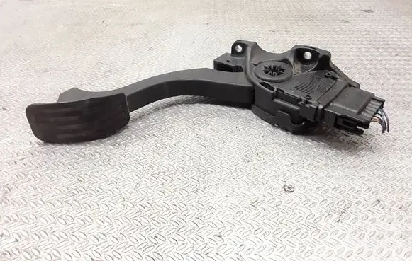 Ford Mondeo MK IV Accelerator throttle pedal 6G929F836RC 6PV00922014 C95YE04