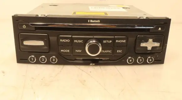 Citroen C4 I Picasso Radio/GPS head unit trim 96661986XT