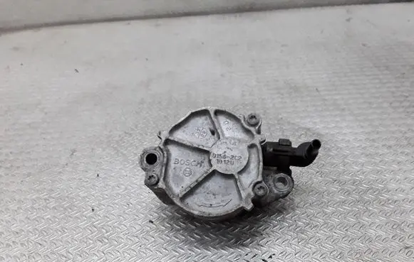 Ford Focus Vacuum pump