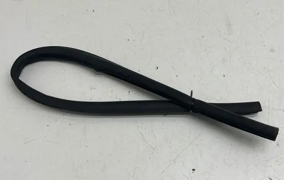 Volkswagen Caddy Sliding door rubber seal