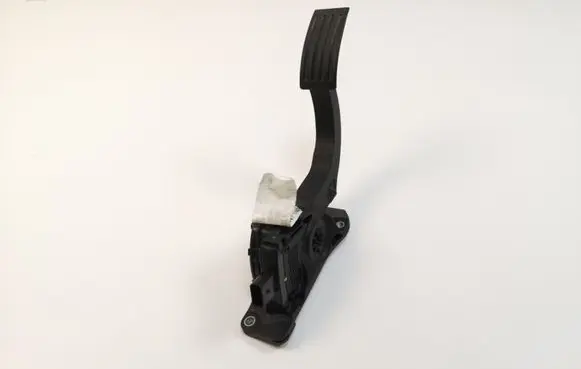 Ford Focus Accelerator throttle pedal BV619F836AB