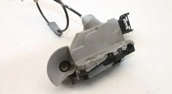 Citroen C4 Cactus Front door lock
