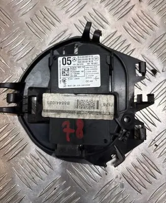 Mercedes-Benz E W212 Distronic sensor radar A0009055103
