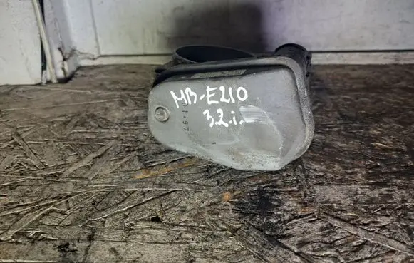 Mercedes-Benz E W210 Throttle valve 1121410025 0205003046 77111