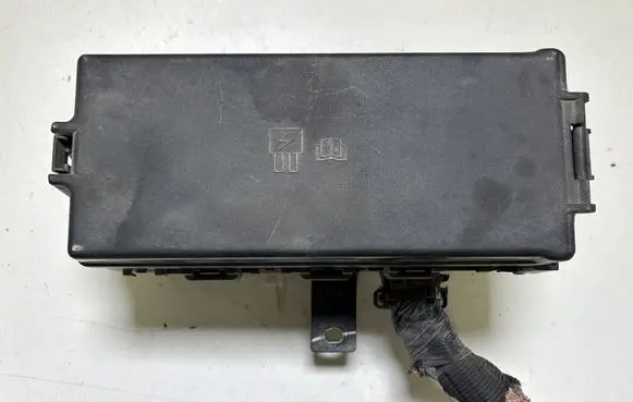 Ford Mustang V Fuse box set AR3T14A003AB