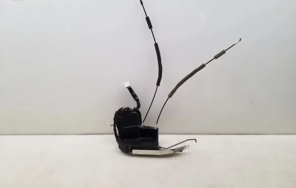 Mazda CX-7 Front door lock