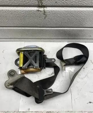 Mazda 6 Front seatbelt 0431093