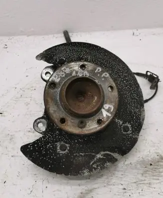 BMW 1 E81 E87 Front wheel hub