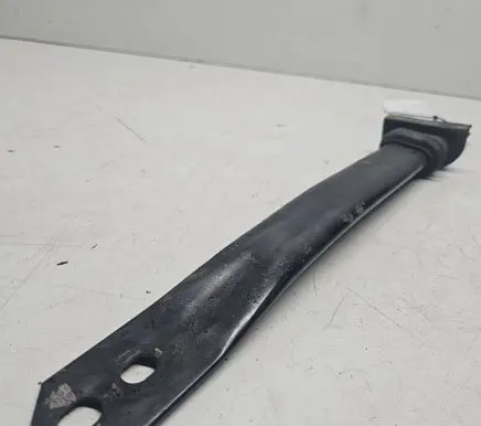 Radiator support slam panel bracket