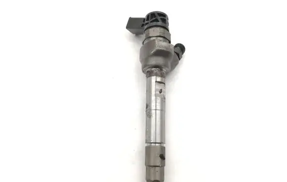 Toyota Avensis T270 Fuel injector 8514146 0445110613