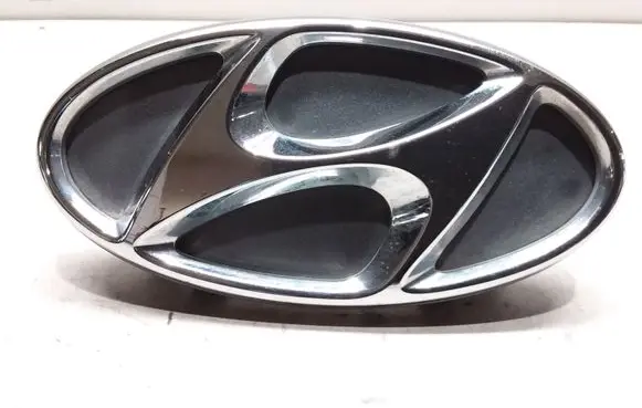 Hyundai i30 Manufacturers badge/model letters 87311A6000