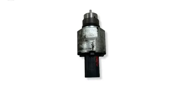 Fuel pressure regulator