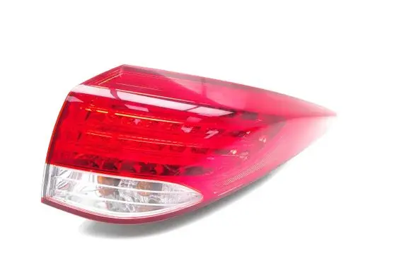 Hyundai i40 Rear/tail lights 92402-3Z000