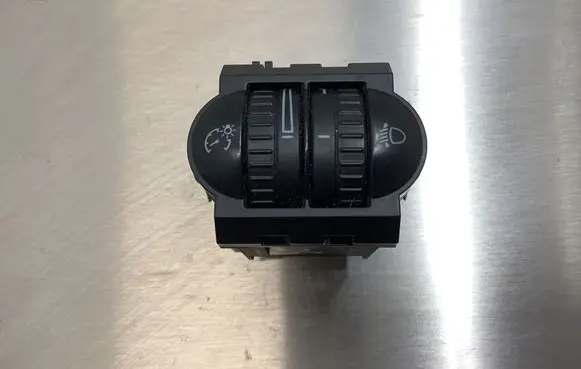 Volkswagen Golf V Headlight level height control switch 1K0941333