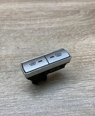 Ford Mondeo Mk III Windscreen/window heater switch 4S7T18K574AB