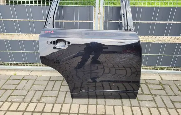 Rear door