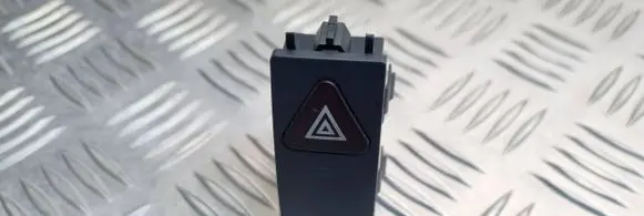 Mercedes-Benz E W212 Hazard light switch 2129052600 33692812