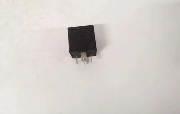 Audi A6 S6 C4 4A Other relay 445955529A