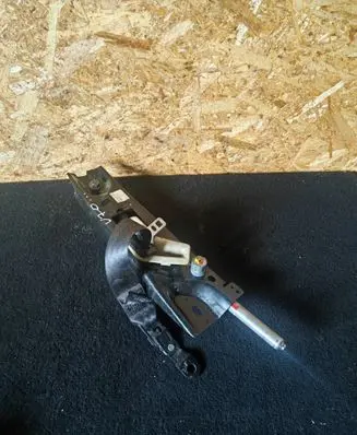 Volvo V70 Front seatbelt 39860302