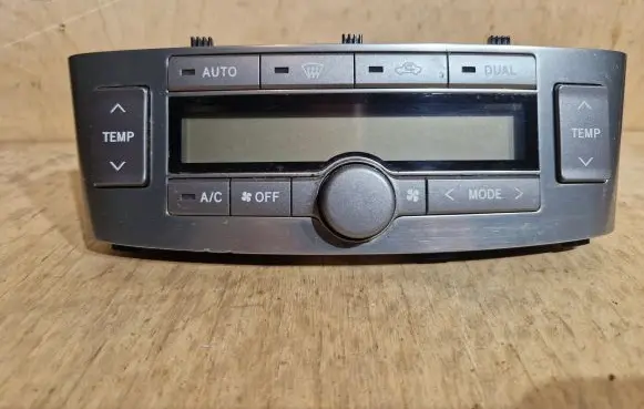 Toyota Avensis T250 Climate control unit 5590005270 MB1465704433 5590205050H