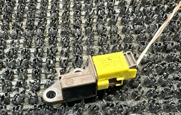 Audi Q5 SQ5 Airbag deployment crash/impact sensor 8K0959651 5WK43738
