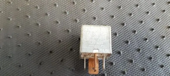 Volkswagen Transporter - Caravelle T4 Other relay 191937503 22204007