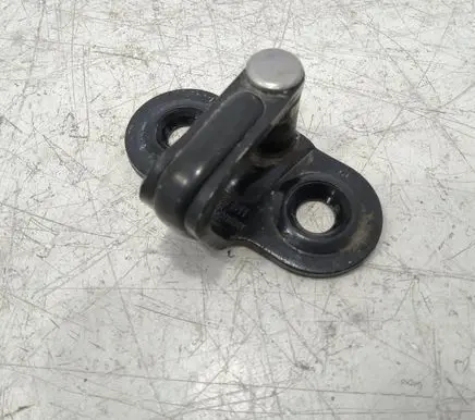 Volkswagen Caddy Loading door lock loop/hook striker 2K0827511
