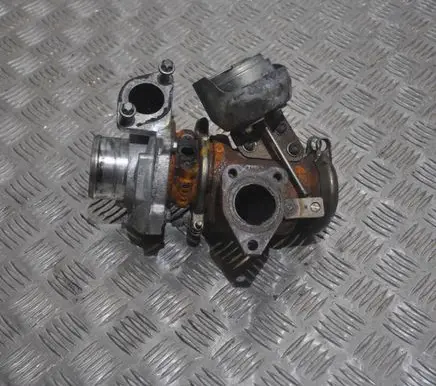 Opel Insignia A Turbo 55581460