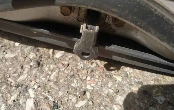 Toyota Yaris Rear door check strap stopper