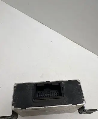 Audi A8 S8 D2 4D Alarm control unit/module 4D0951173