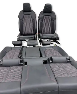 Audi RS3 8Y Seat set 8Y0