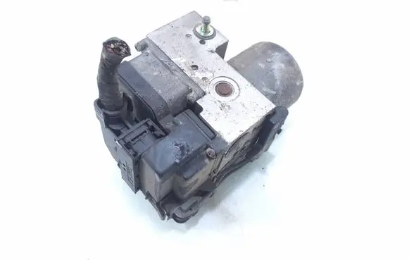 Volkswagen PASSAT B5 ABS Pump 0265220405 0273004283