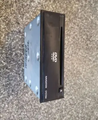 Nissan Primera CD/DVD changer 28330BA000