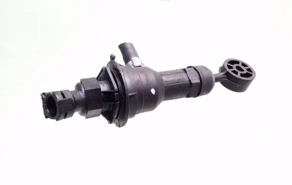 Clutch master cylinder